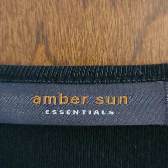XL Amber Sun Essentials Black Long Sleeve Top - Picture 3 of 4